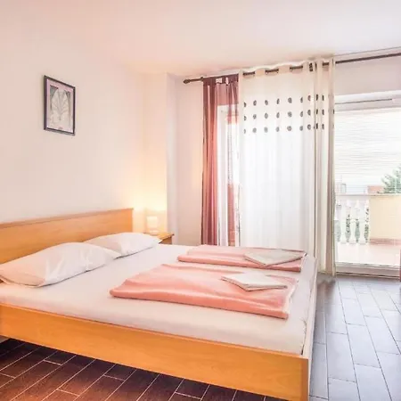 Apartment Rajko *