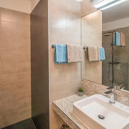 Rajko Apartment