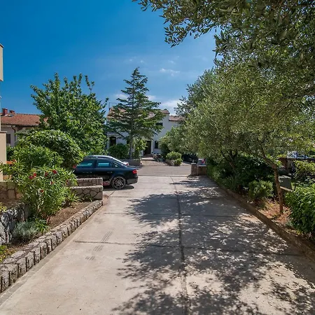Rajko Apartment