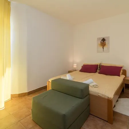Rajko Apartment Krk Town
